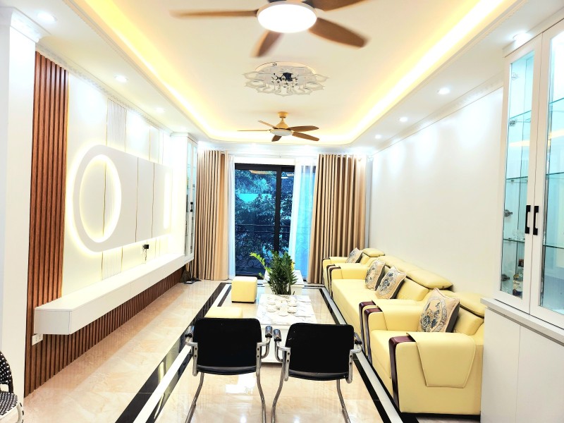 Bán nhà Ngọc Thuỵ,Long Biên 7 tầng,50m,mt4m oto đỗ cửa nhỉnh 12 tỷ - Ảnh 2